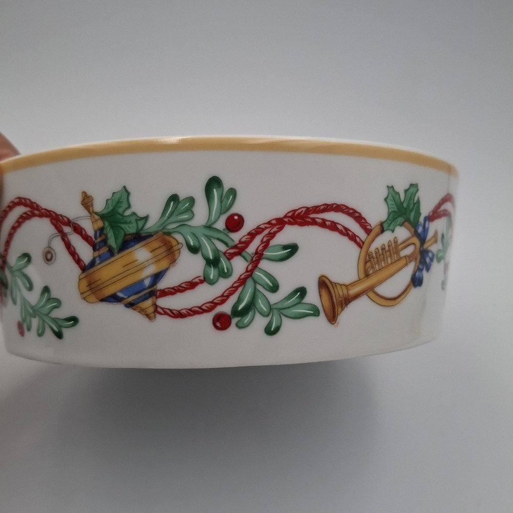 Vintage 1992 Block Spal Whimsy Christmas Cereal Bowl Portugal Porcelain Toy Horn - Picture 3 of 9